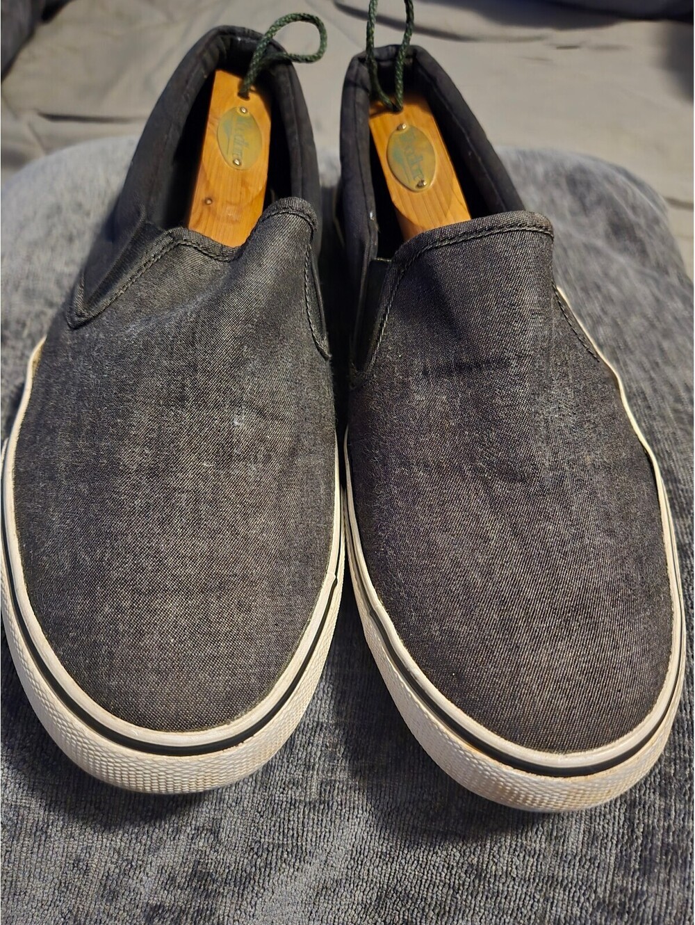 Men's Mossimo Slip-On Sneakers Size 9.5 - Comfortable Casual Shoes from Target